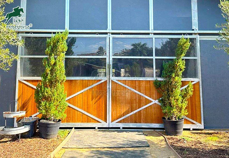 barn end door